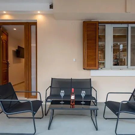 Nona's House בית נופש *